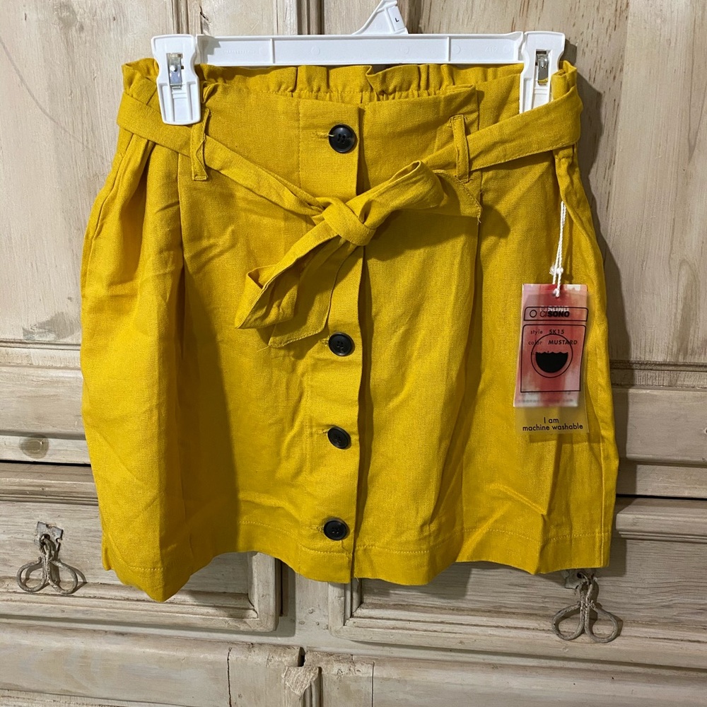 Yellow skirt